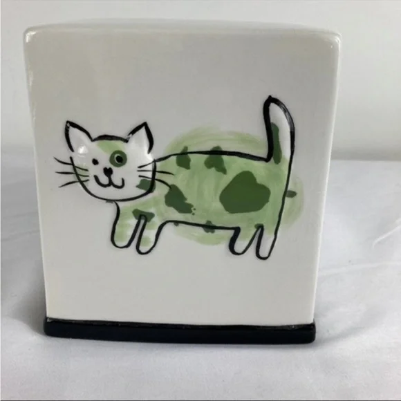 JENNY FAW CATS & DOGS TISSUE HOLDER - Picture 4 of 6